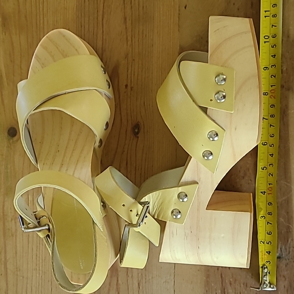 New INTENTIONALLY BLANK Boho Yellow Cross-Strap Wooden Clog Heels BundleDiscount